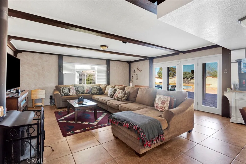 Additional image 85 of 20276 Itasca Rd, Apple Valley, CA 92308