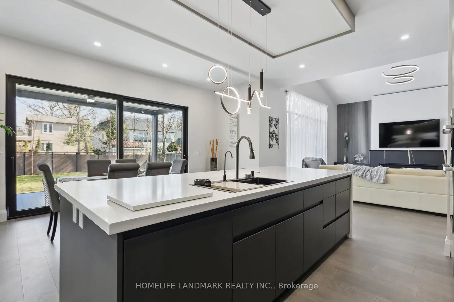 Additional image 7 of 37 Wanita Road