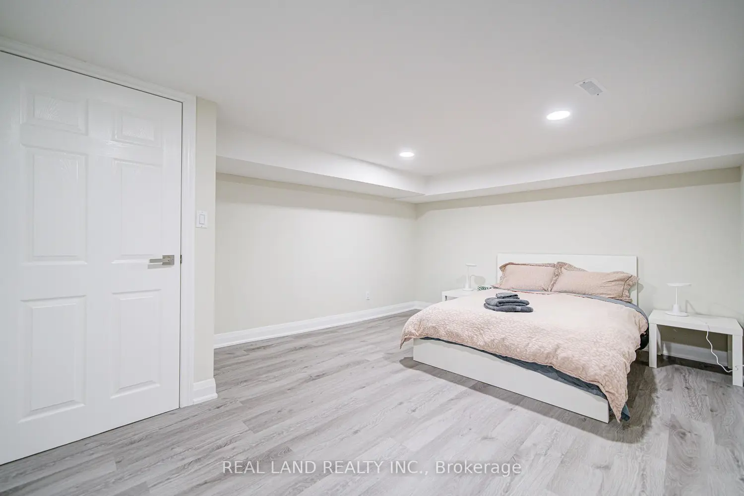 Additional image 15 of 4762 14Th Avenue