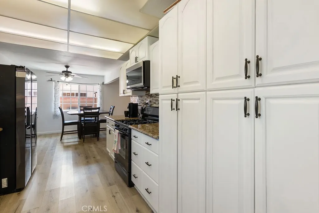 Additional image 8 of 340 E Old Mill Rd, Corona, CA 92879