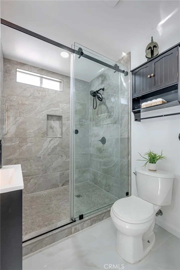 Additional image 81 of 1381 W Summerland Ave, San Pedro, CA 90732