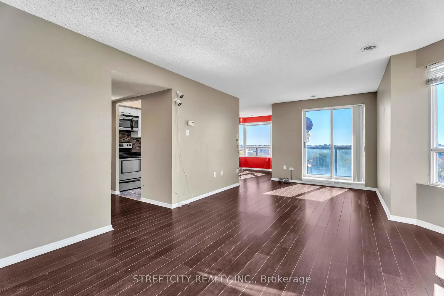 Additional image 6 of 30 Chapman Court 710