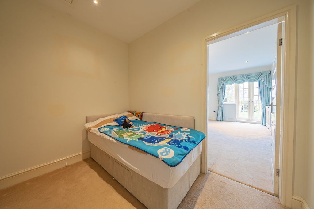 Additional image 28 of Land to rentOne Oak, Tarn Lane, Leeds LS17