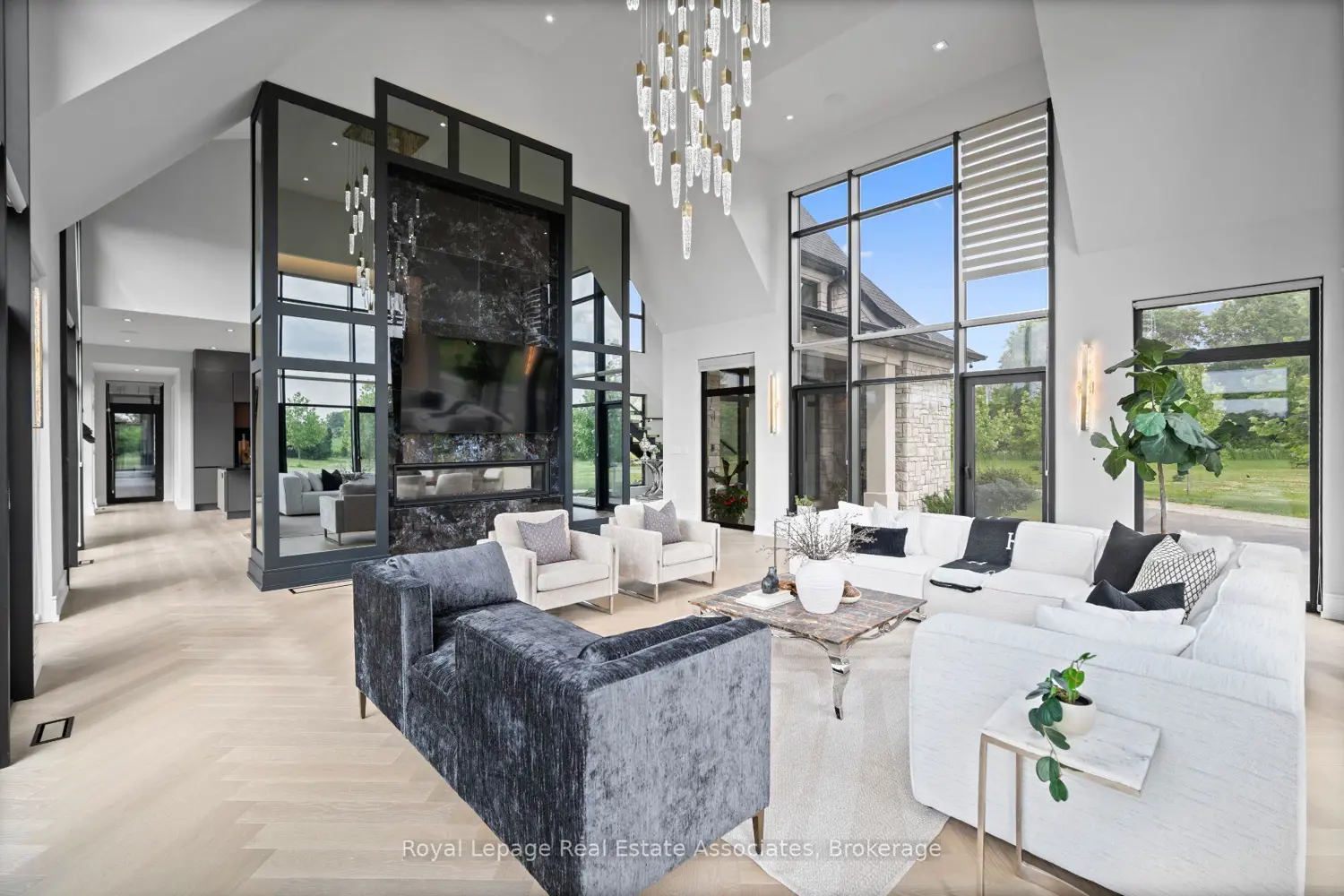 Additional image 3 of 2 River Road