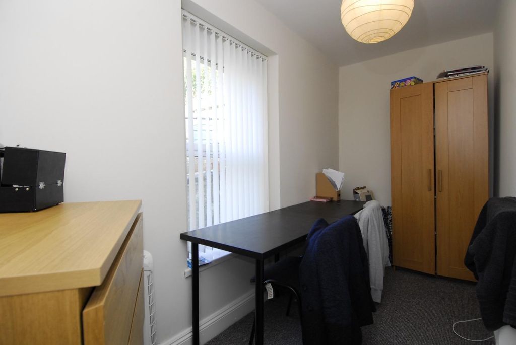 Additional image 5 of 1 bed flat to rentLockyer Road, Flat 1, Plymouth PL3