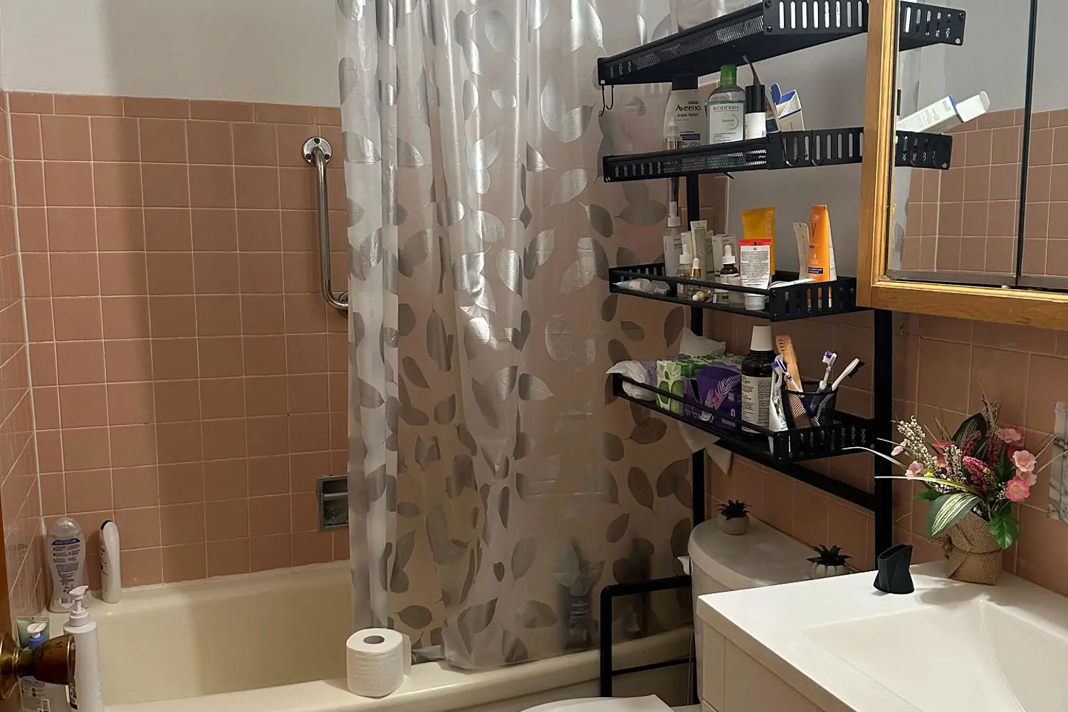 Additional image 7 of 8 Woodman Drive 401