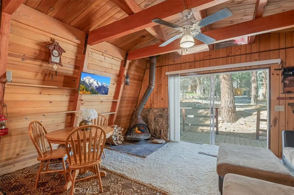 Additional image 14 of 813 Cedar Lane, Sugarloaf, CA 92386