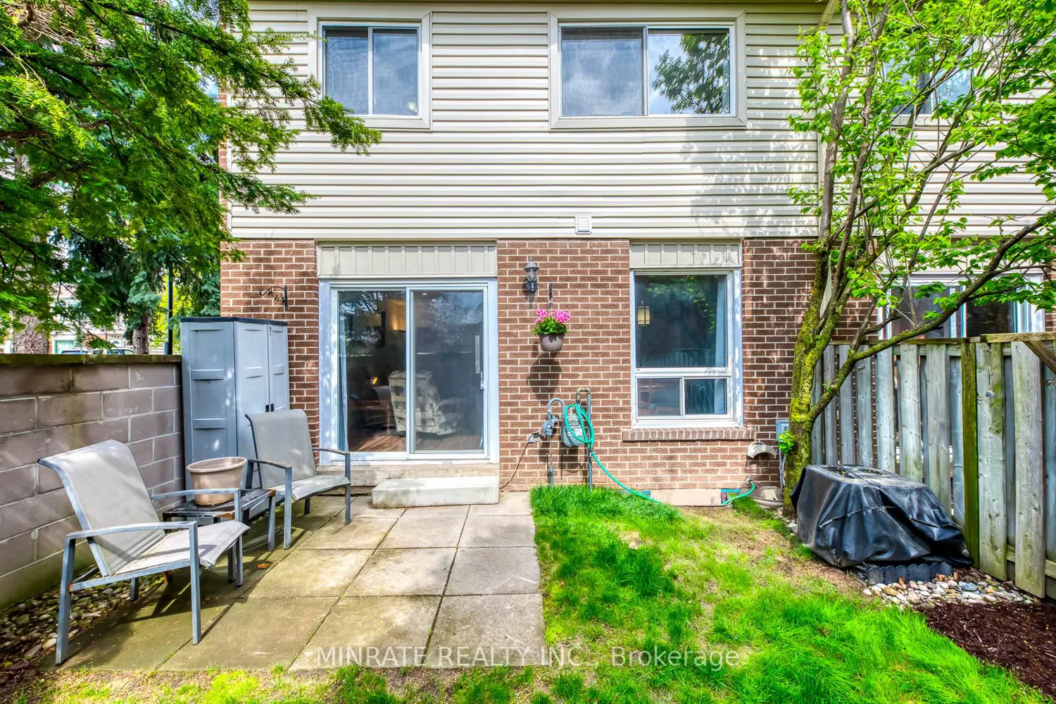 Additional image 17 of 1548 Newlands Crescent 14