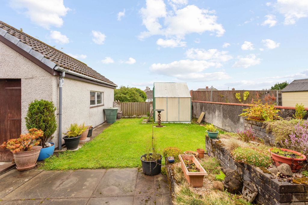 Additional image 11 of 1 bed semi-detached bungalow to rentLivingstone Quadrant, Eastfield, Shotts ML7
