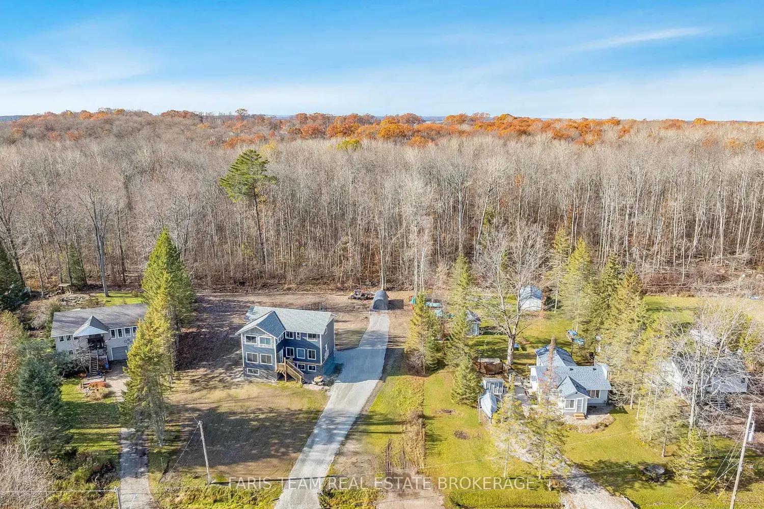 433 Robins Point Road photo 5