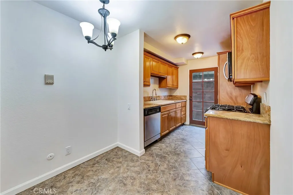 Additional image 20 of 21219 Roscoe Blvd. Unit 111, Canoga Park, CA 91304