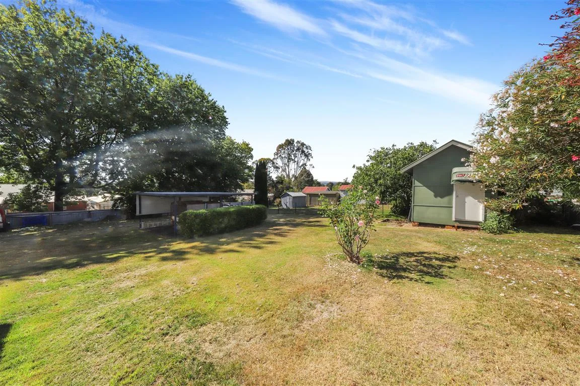 Additional image 12 of 11 Nellis Street, Batlow NSW 2730