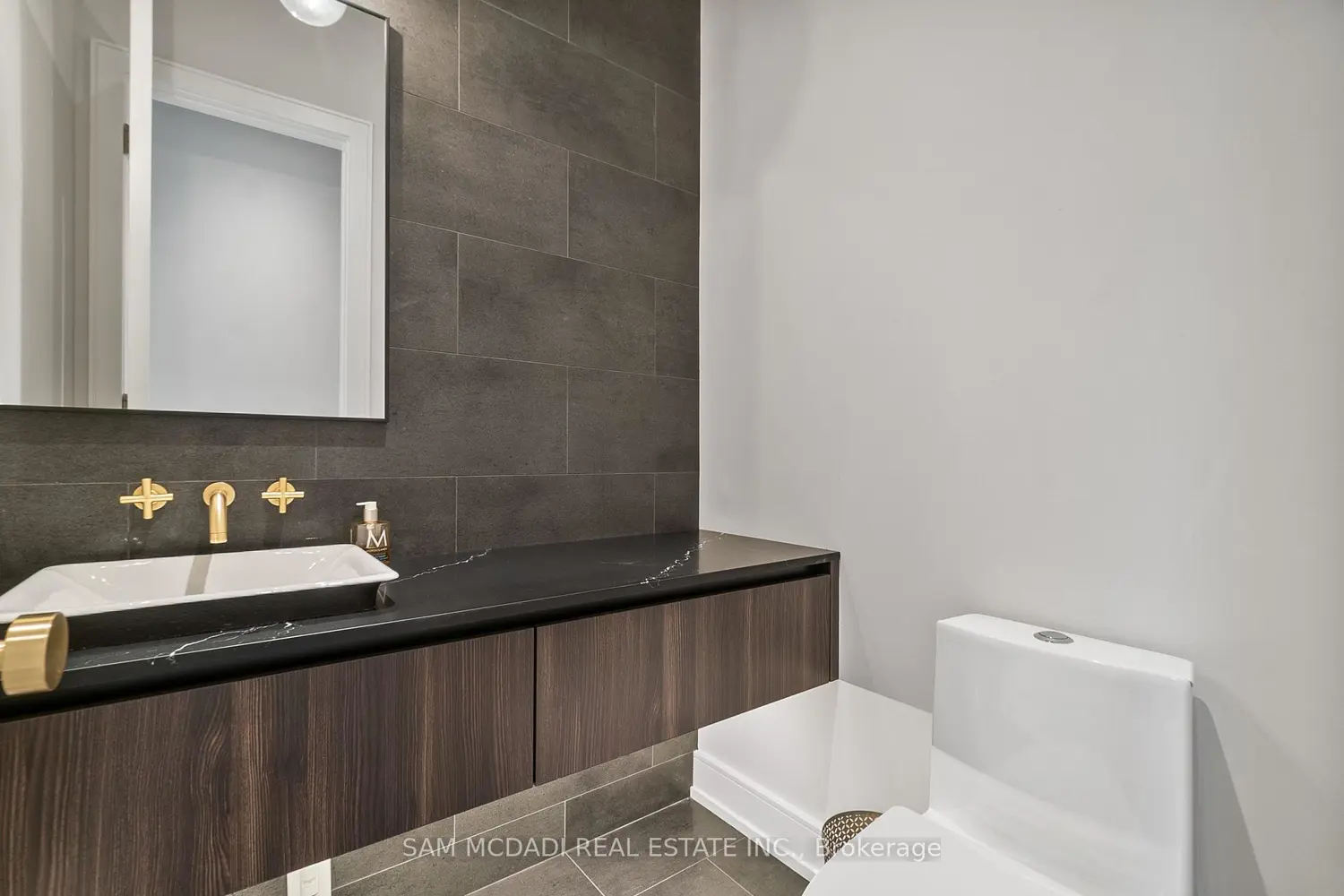 Additional image 7 of 39 Oakwood Avenue