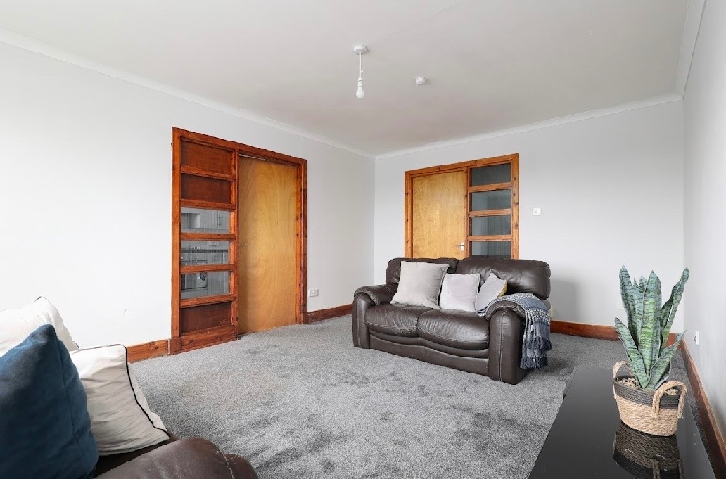 Additional image 3 of 1 Bed Maisonette, Lenzie Way, G21, N1 7GU