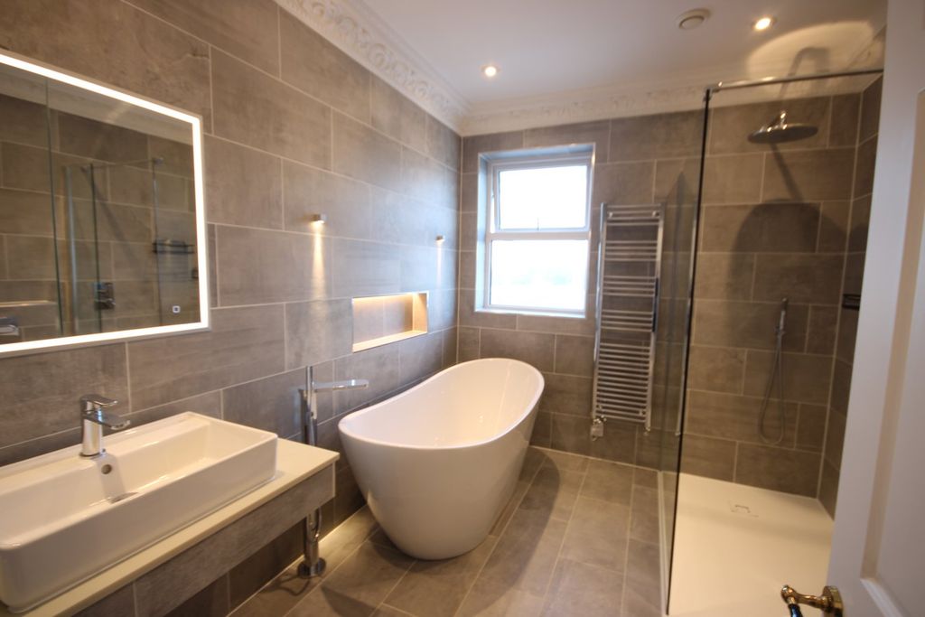 Additional image 28 of 5 bed detached house to rentLa Route Du Petit Clos, St Helier JE2
