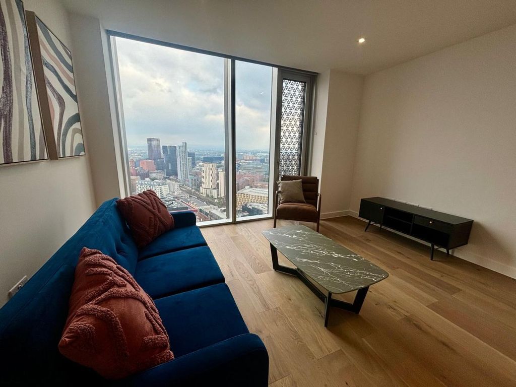 Additional image 4 of 2 bed flat to rentViadux, Deansgate, Manchester M1