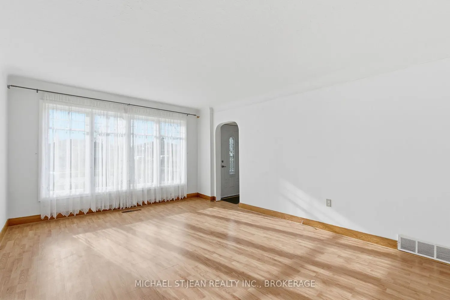 Additional image 7 of 66 Rose Avenue