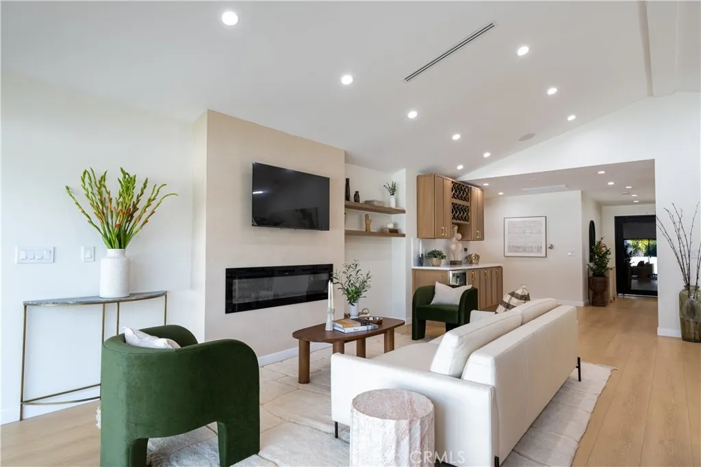 Additional image 103 of 17469 Bullock Street, Encino, CA 91316