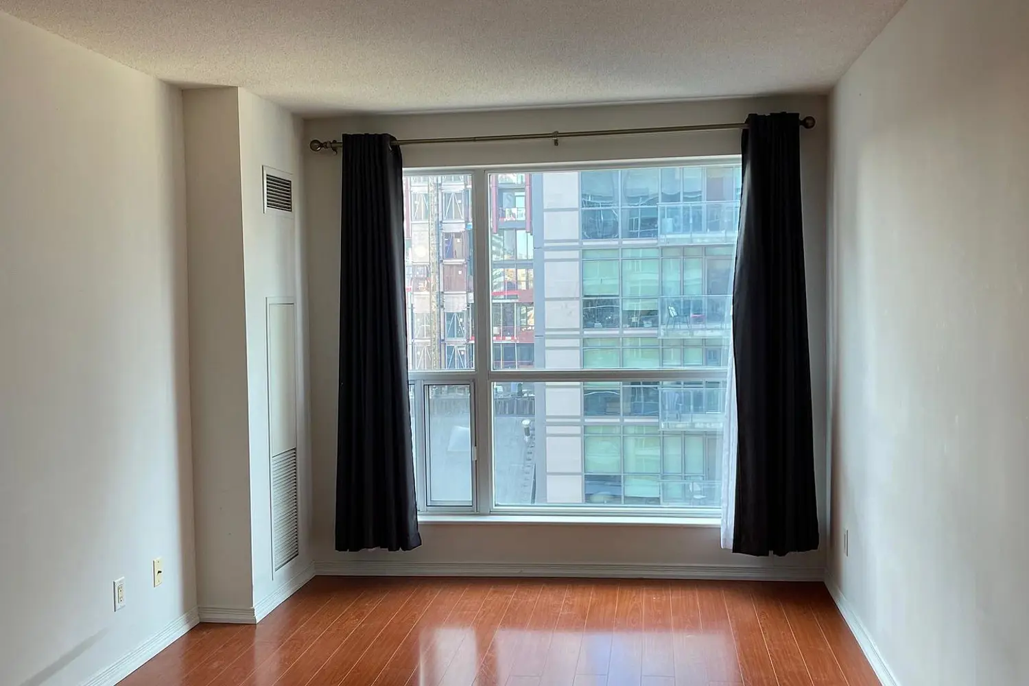 230 King Street 1106