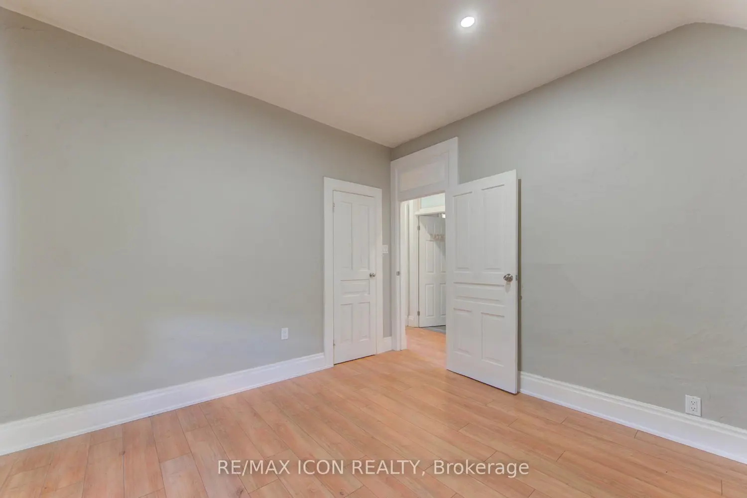 Additional image 14 of 138 Courtland Avenue