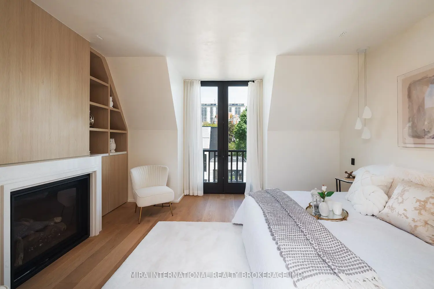 Additional image 3 of 48 Shaftesbury Avenue