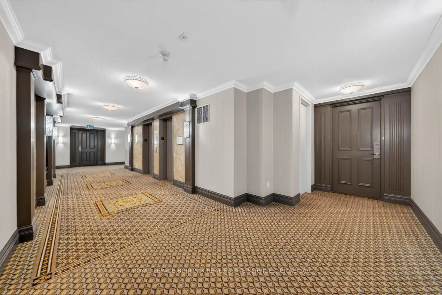 2190 Lakeshore Road 801