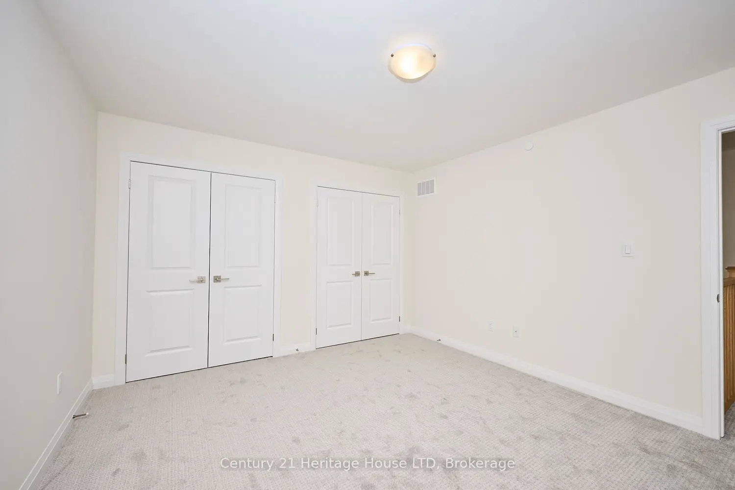 397 Garrison Road 7 photo 4