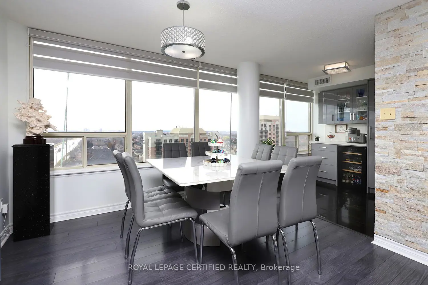 Additional image 4 of 700 Constellation Drive 1409