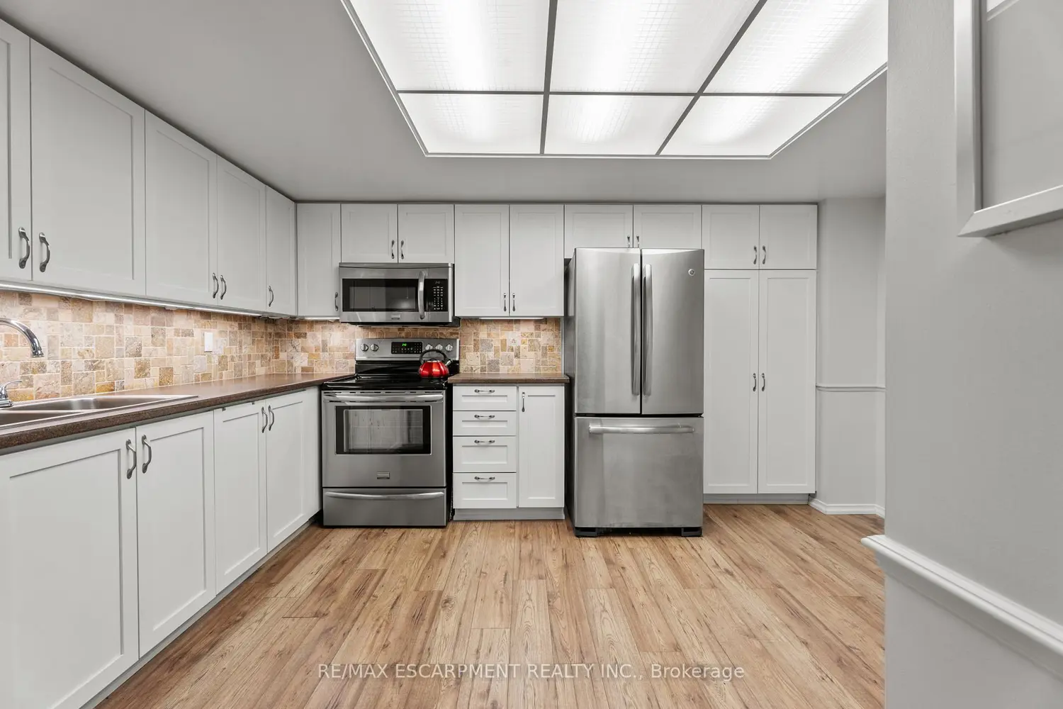 Additional image 9 of 1201 North Shore Boulevard 302