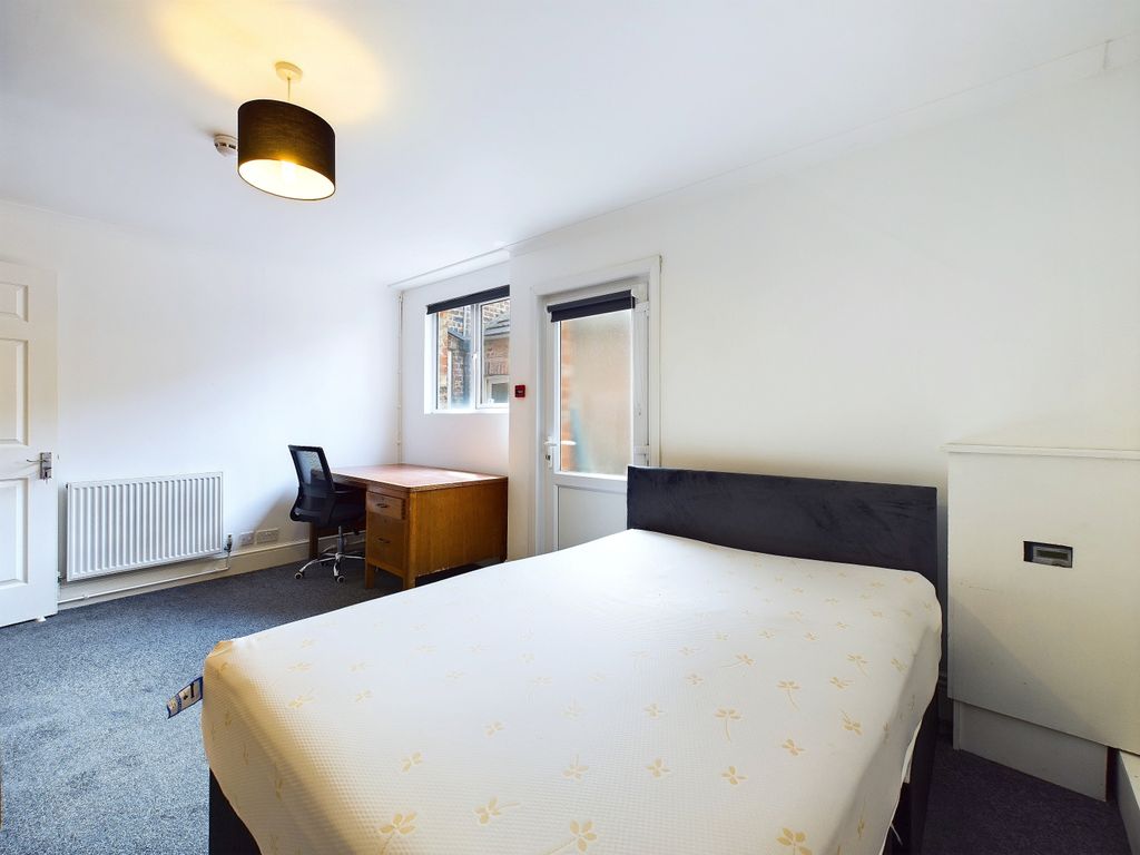 Additional image 11 of 6 bed terraced house to rentNewborough Street, York, North Yorkshire YO30