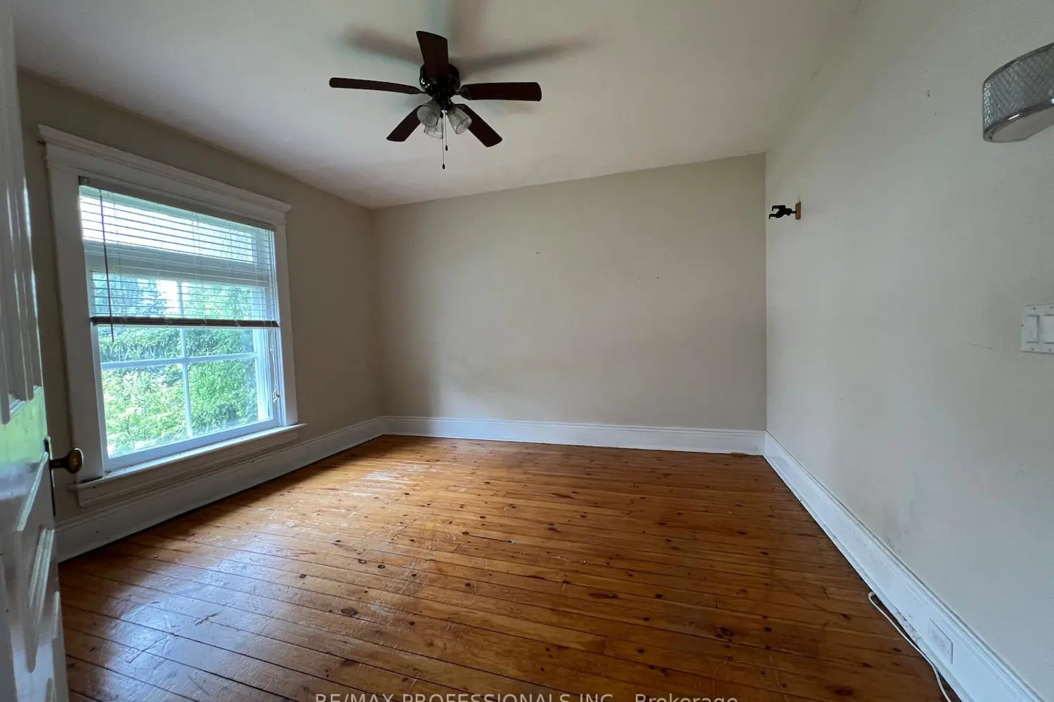 Additional image 15 of 5057 Old Brock Road