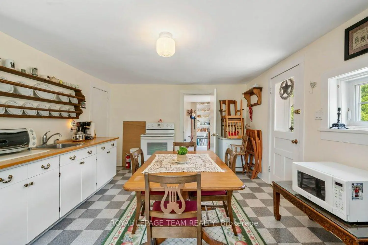 Additional image 11 of 10095 Shaw Road