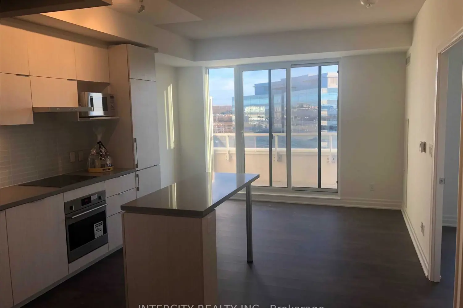 Additional image 6 of 10 Rouge Valley Drive 813A