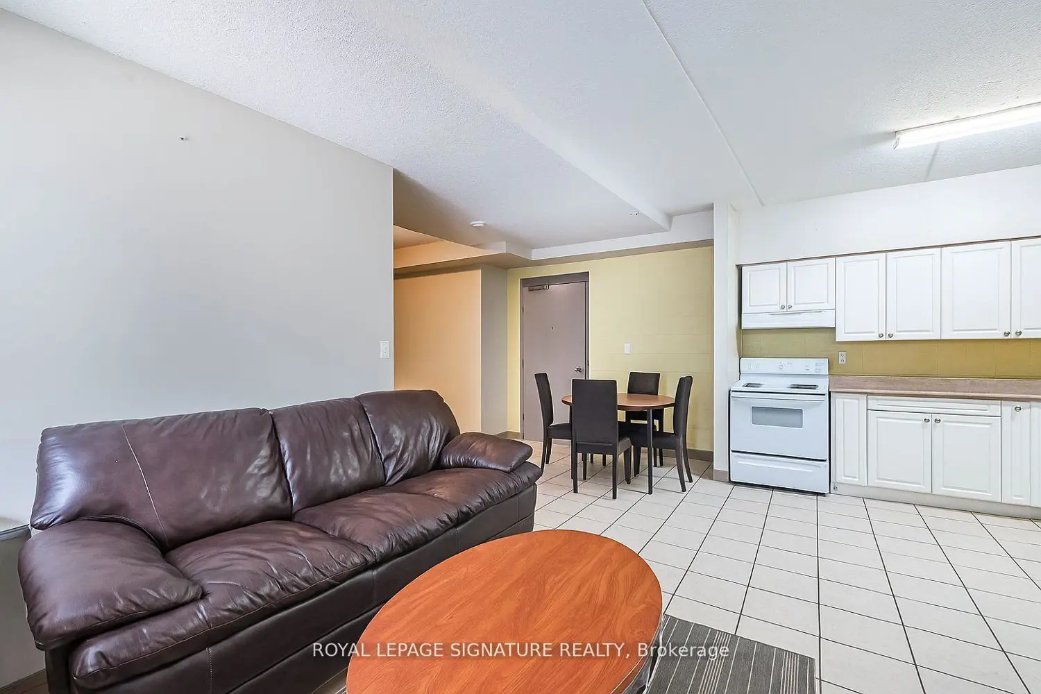 Additional image 11 of 251 Lester Street 206