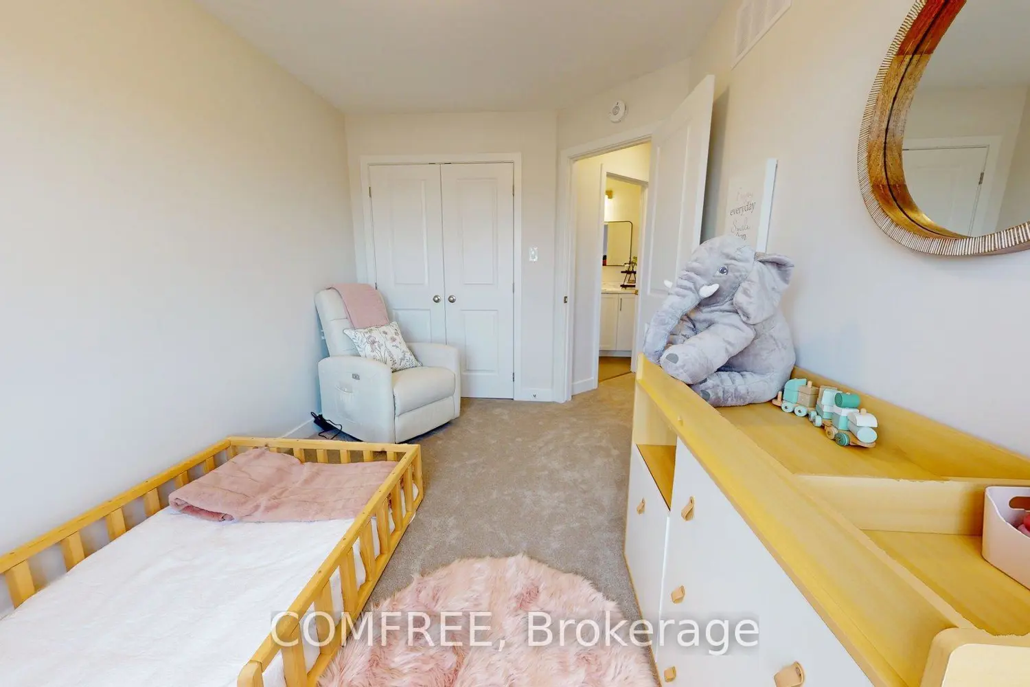 Additional image 13 of 63 Whitcomb Crescent