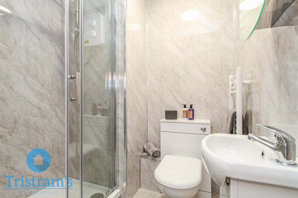 Additional image 4 of 6 bed shared accommodation to rent6Bed 6Bath Talbot Street, City Centre NG1