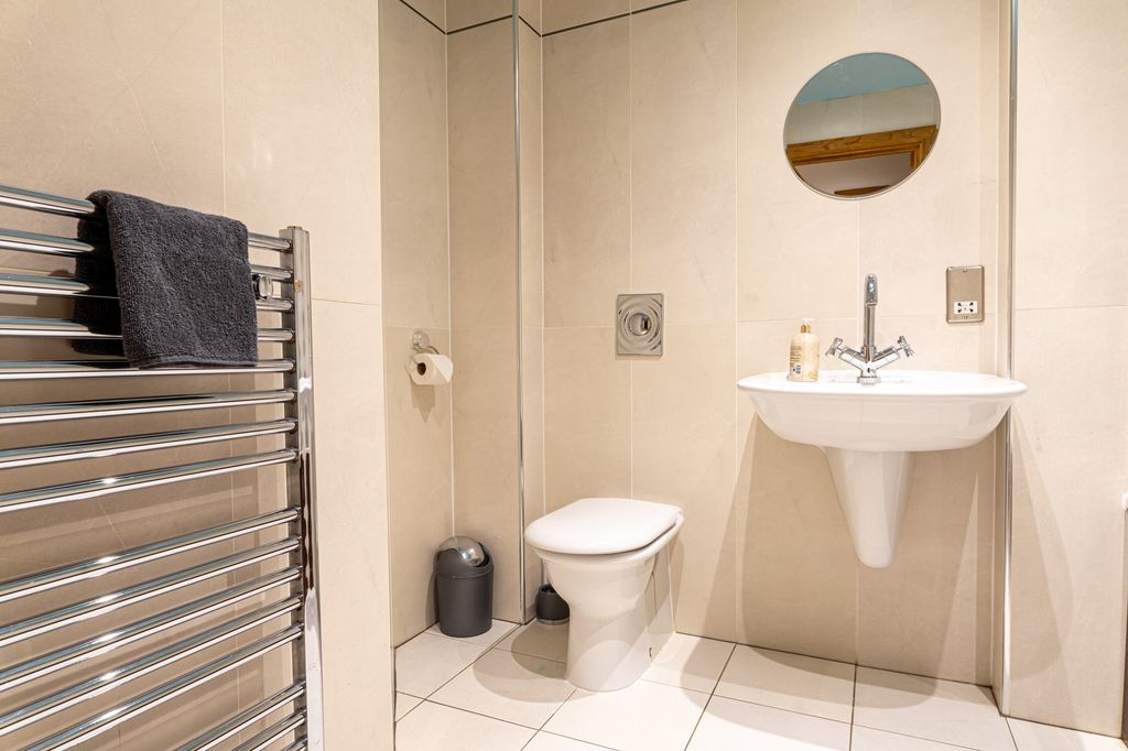 Additional image 25 of 2 bed flat to rentSt Pauls Square, Birmingham, West Midlands B3