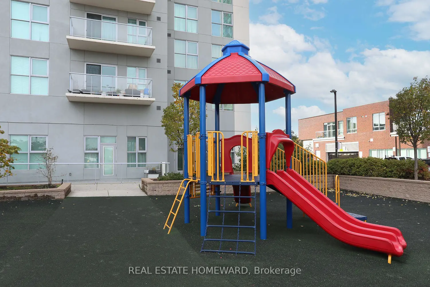 Additional image 20 of 1328 Birchmount Road 1701