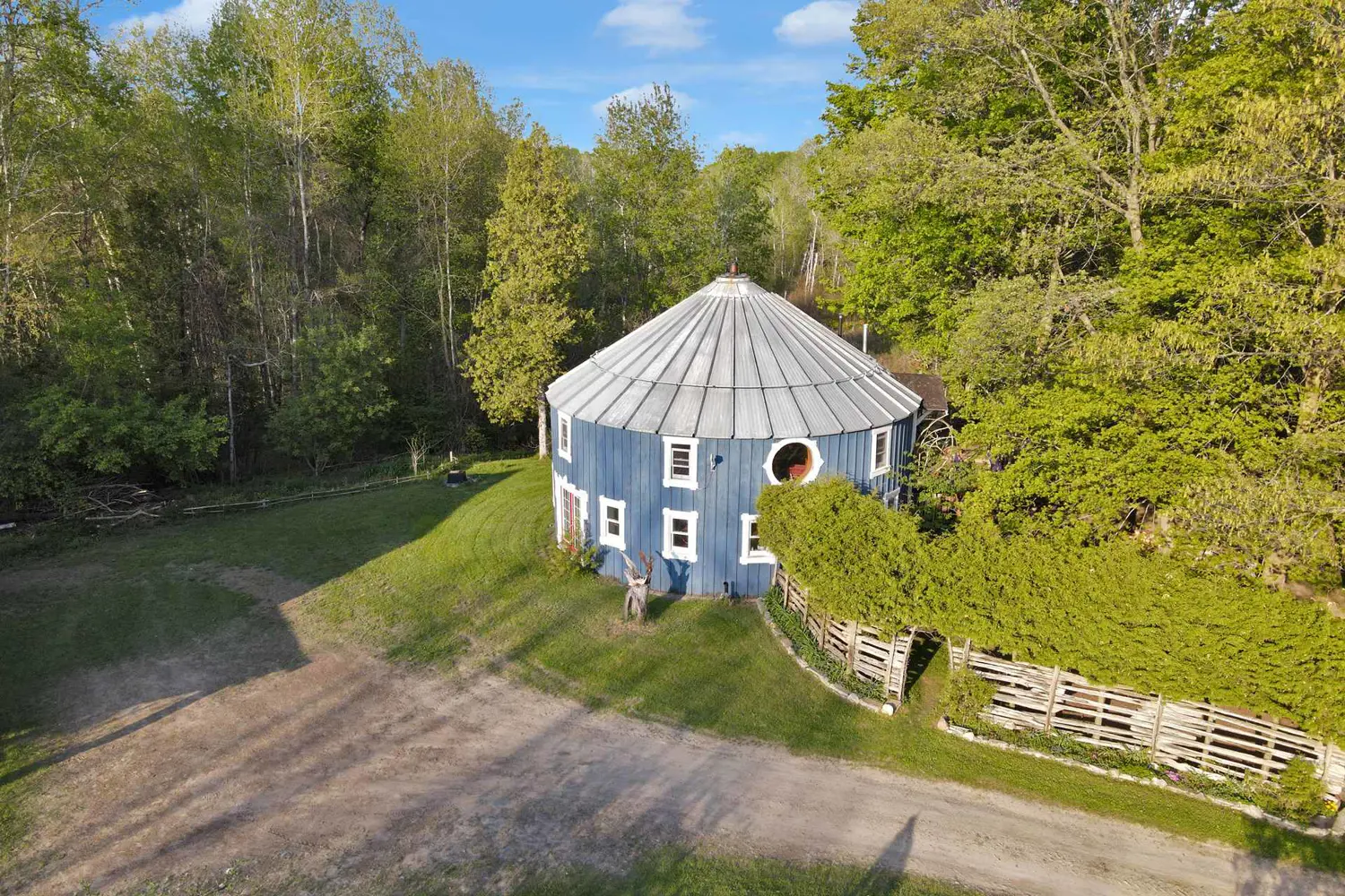 Additional image 13 of 15993 Kennedy Road