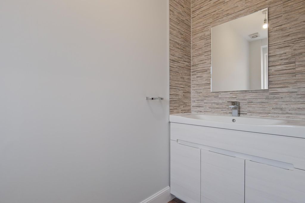 Additional image 25 of 4 bed detached house to rent44 Kilncadzow Road, Carluke ML8
