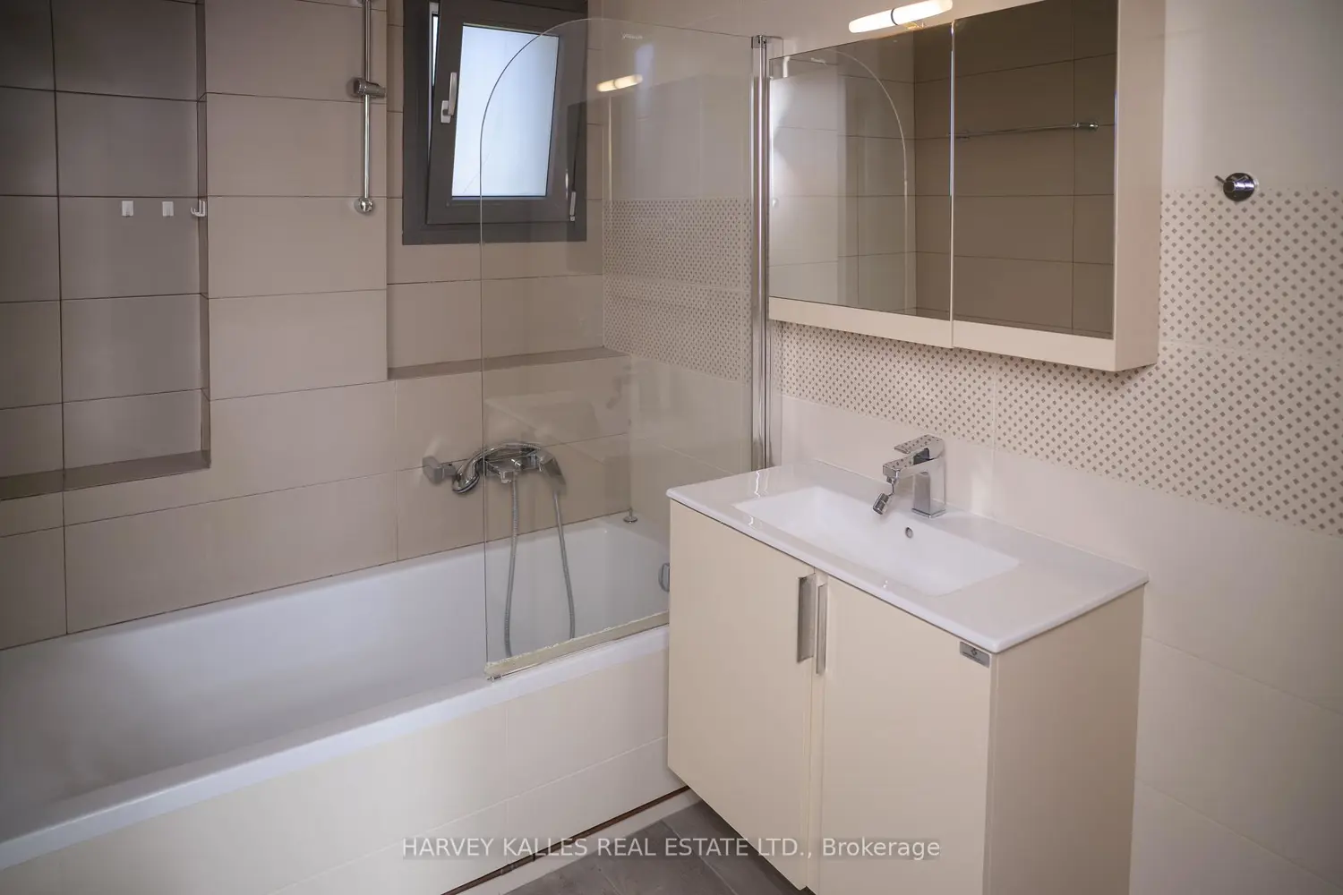 Additional image 11 of Villa 4, Imion Street