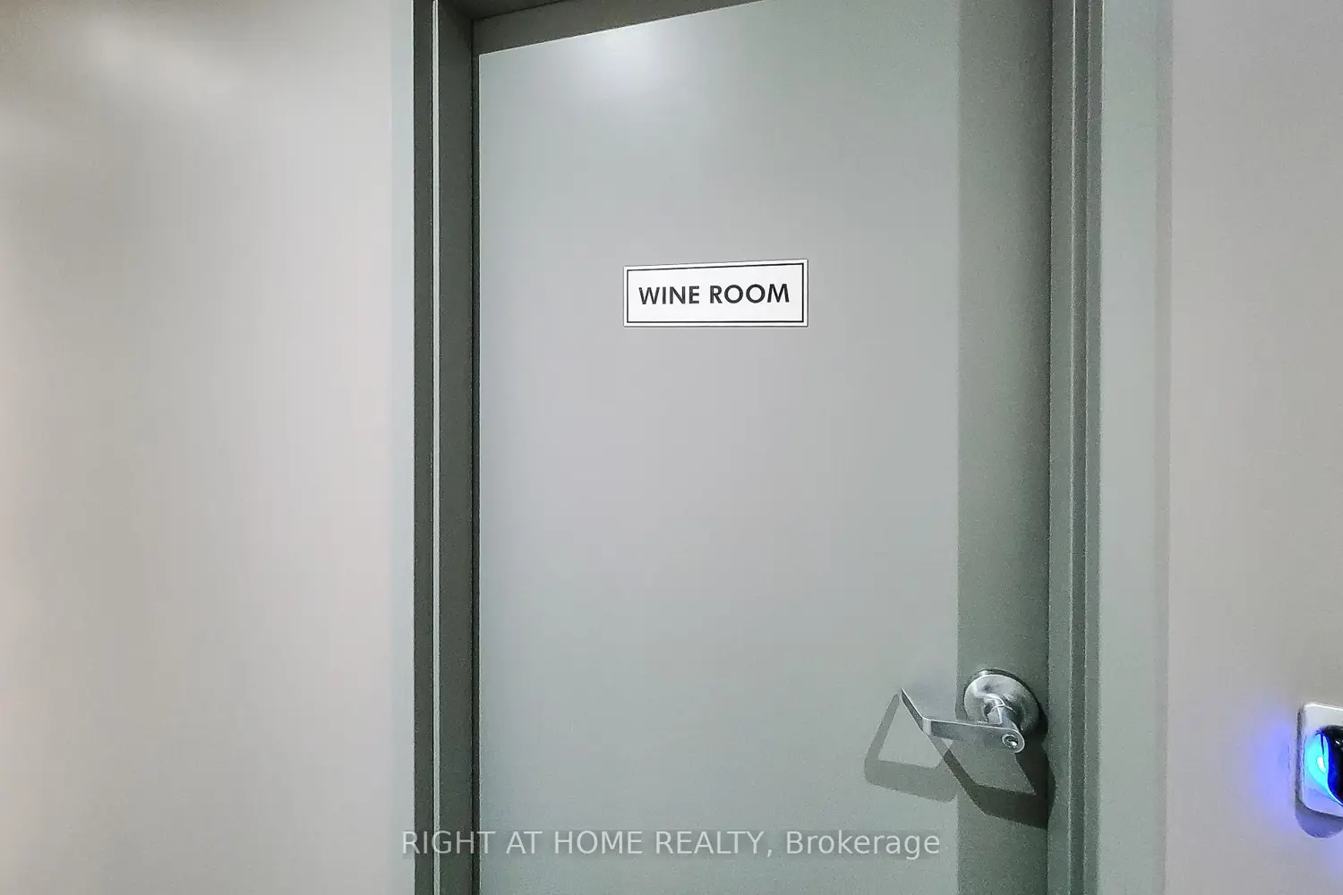 1 Redfern Avenue 217