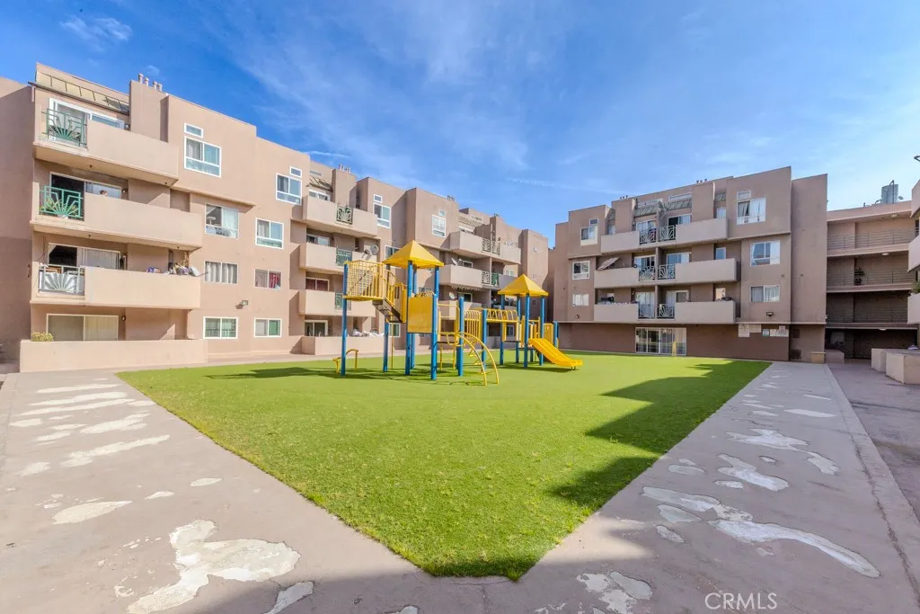 Additional image 58 of 450 E 4th Street Unit 423, Santa Ana, CA 92701