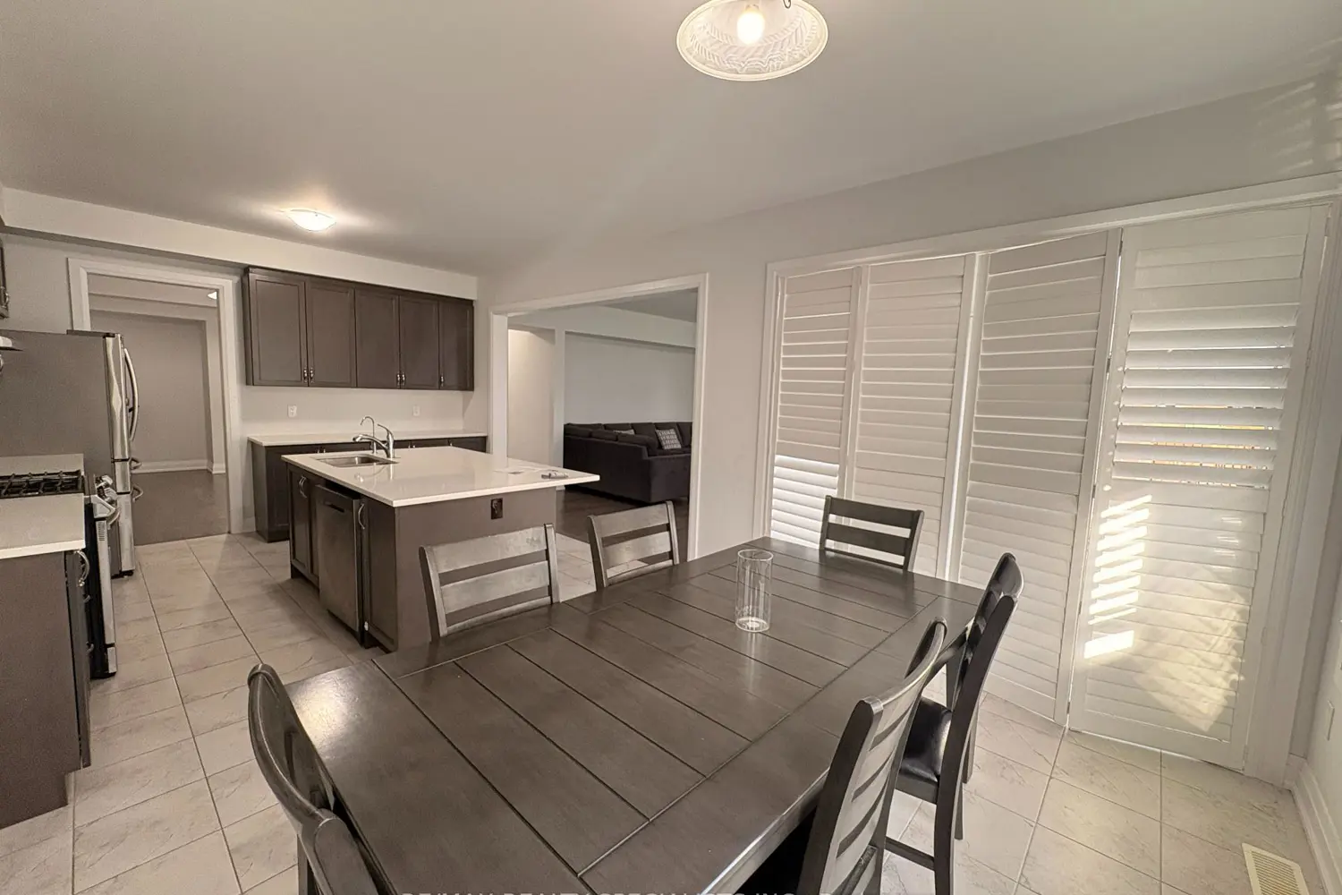 Additional image 18 of 995 Edinburgh Drive