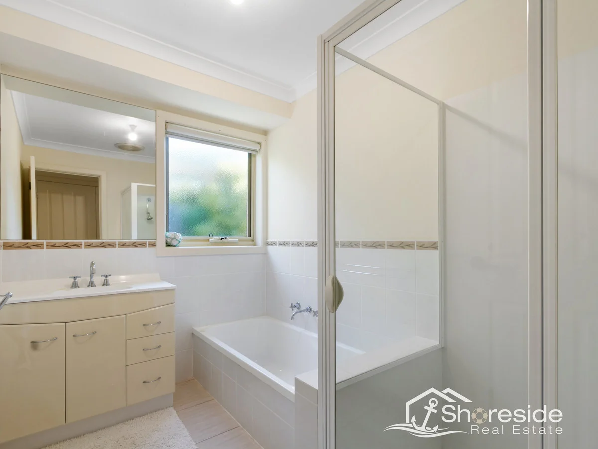 Additional image 11 of 9 The Balcony, Lakes Entrance VIC 3909