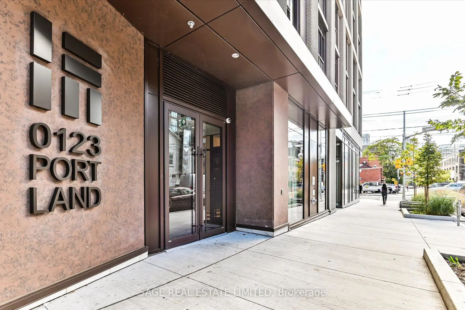 Additional image 3 of 123 Portland Street 1007