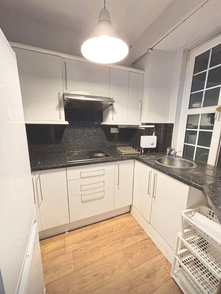 Additional image 8 of 1 Bed Flat, Oakfield Avenue, G12, N1 7GU