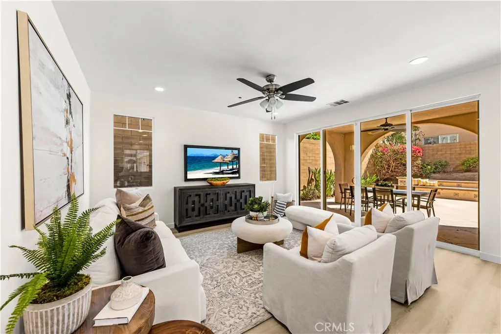 Additional image 5 of 114 Cultivate, Irvine, CA 92618