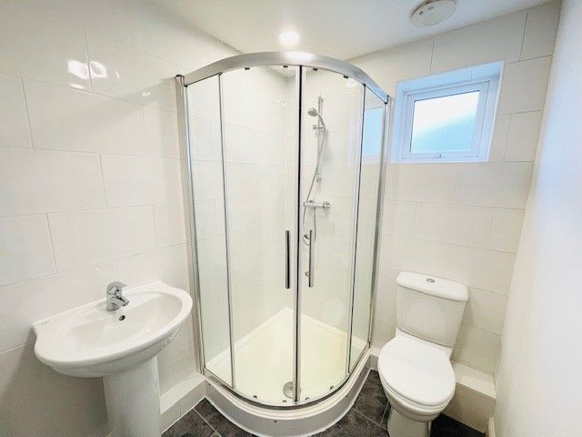 Additional image 7 of 2 bed flat to rentNavigators Court, Bristol BS20