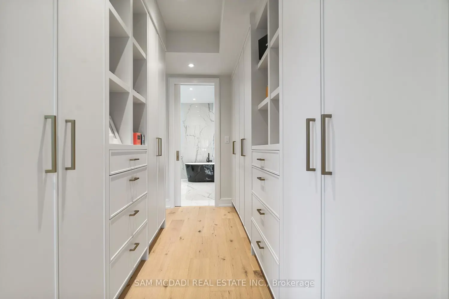 Additional image 8 of 39 Oakwood Avenue